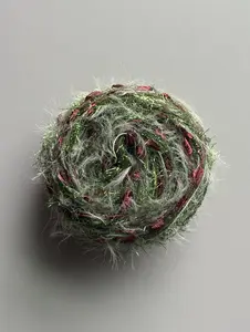 Moss Whisper Hand-Mixed Yarn（100G） - Soft and Cozy Yarn for Knitting and Crochet