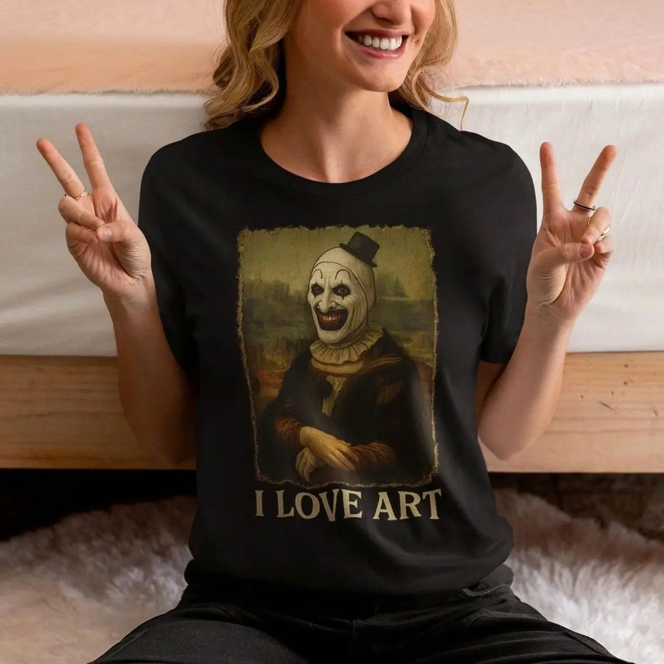 Creepy Clown Graphic T-Shirt - Unisex Horror Movie Apparel for Casual Wear and Halloween Fan Outfits SQX