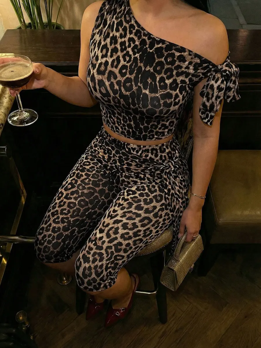 Casual Leopard Print Asymmetric Tie Front Crop Top And Skinny Capri Pants Set, Two Pieces, Set, Summer/Autumn, Vacation Outfits Women