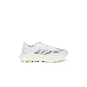 HOKA U Mafate Speed 4 Lite in Frost & Cosmic Grey