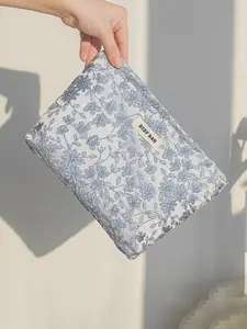 Floral Embroidery Makeup Bag, Portable Cosmetic Storage Bag, Travel Toiletry Bag, Handheld Cosmetic Pouch, Makeup Organizer Pouch, Versatile Storage Bag for Travel & Daily Use