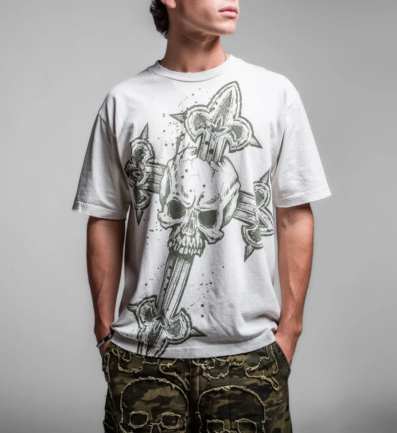 Affliction Men's T-shirt Cross
