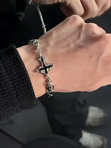 Hip Hop Style Cross Design Bracelet, Stainless Steel Jewelry for Party, Daily Clothing Decor, Trendy All-match & Exquisite Jewelry for Birthday Gift, Stackable Bracelets, Cross Charm Bangle, Fashion Cross Bangle, Fashionable Jewelry