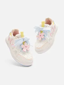 Balabala Girls' Sweet White Sneakers 2026 Low-Top Spring Trend Shoes with Cute 3D Floral Design & EVA Soft-Bounce Midsole
