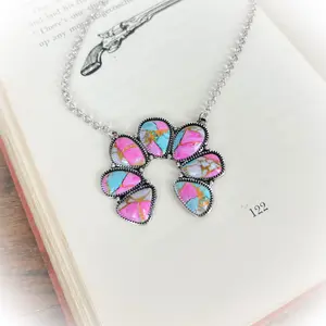 Western Squash Style Necklace – Cotton Candy Modern Versatile Accessories Matelasse Chain Stack Durable