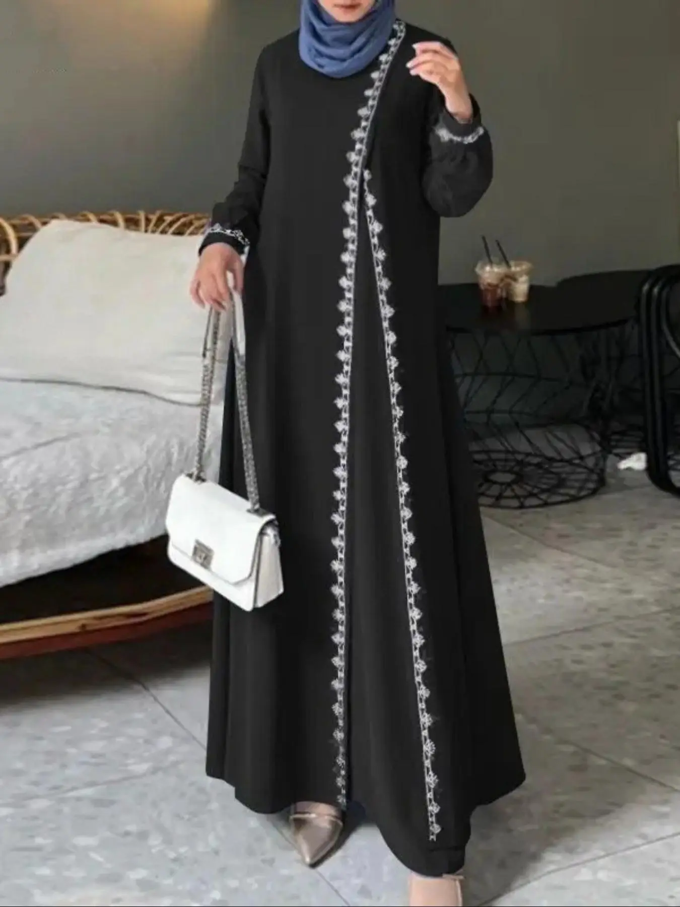 Women's Contrast Lace Bishop Sleeve Wrap Long Dress, Casual Solid Round Neck Long Sleeve Dress for Daily Wear, Ladies Clothes for All Seasons