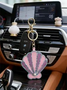 Summer Ocean-Themed Handmade Beaded Bag Charm, Starfish Shell Crab Design, Perfect for DIY Craft Projects & Accessories, Keychain Bag Charm
