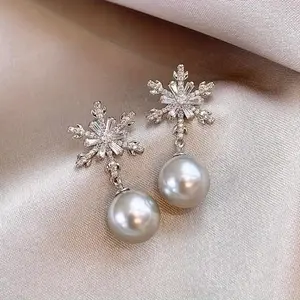 A Set of Stylish And Unique Snowflake-Inspired Earrings Featuring Imitation, Perfect for Gifts During Christmas, Halloween, And New Year., For Teenager