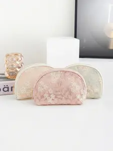 Fashionable floral embroidery makeup bag, holiday leisure beach bag, elegant handbag, zipper portable travel wash bag, portable storage bag, linen patchwork mesh makeup bag, travel essentials, back to school supplies, soft fabric makeup bag set, fashionab