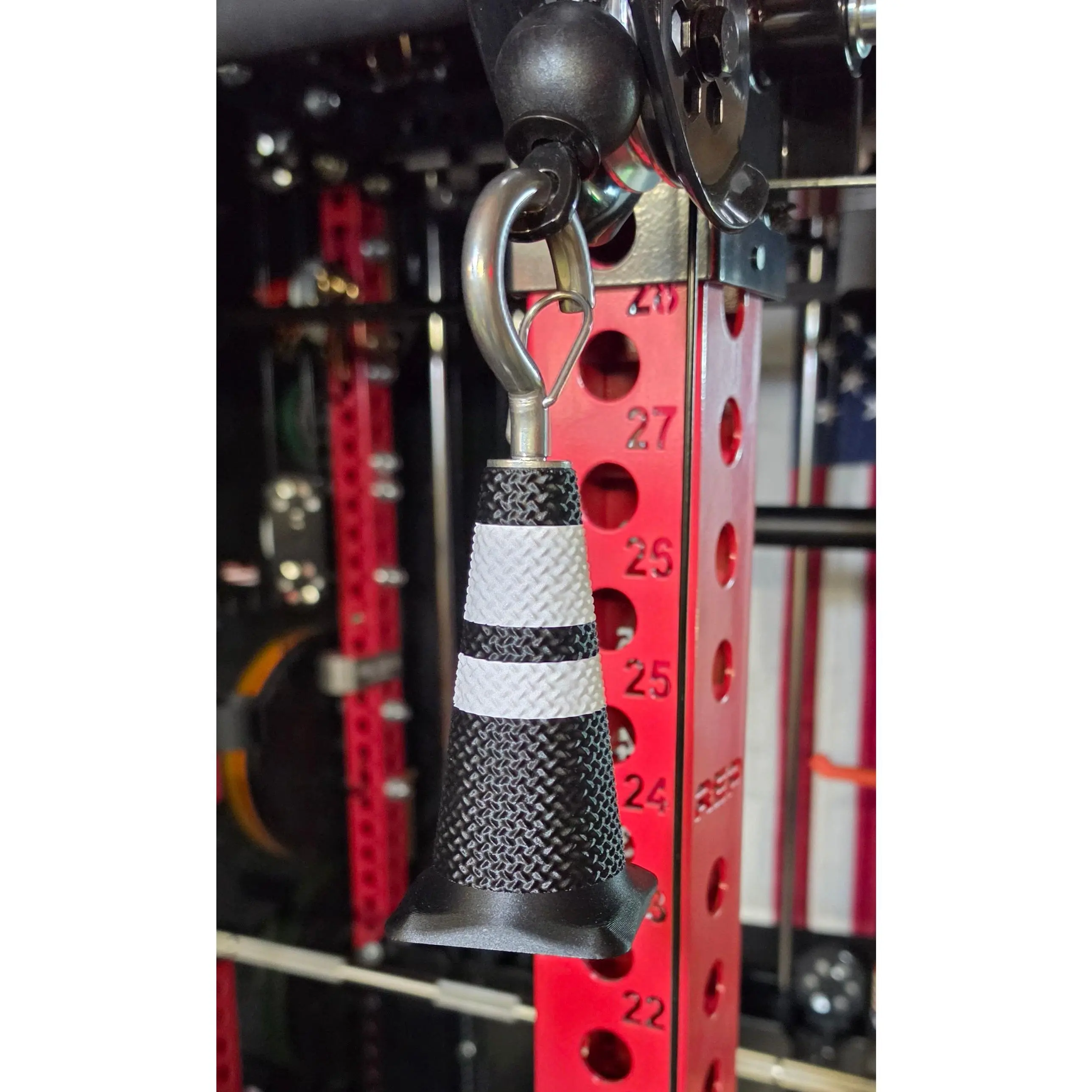 Smooth Carbon Fiber Cable Attachment, Tapered Grip Traffic Cone Handle with Magnetic Storage for Multi-purpose Home Gym Workouts, Face Pulls