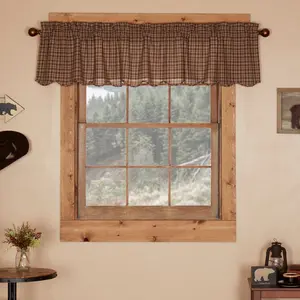 Preston Scalloped Valance