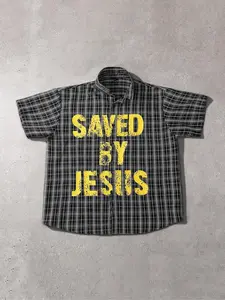 Men's "saved by jesus" Checked Print Curved Hem Shirt, Loose Casual Comfy Long Sleeve Button Top for Daily Wear, Men's Clothes for All Seasons, Casual Plaid Shirt
