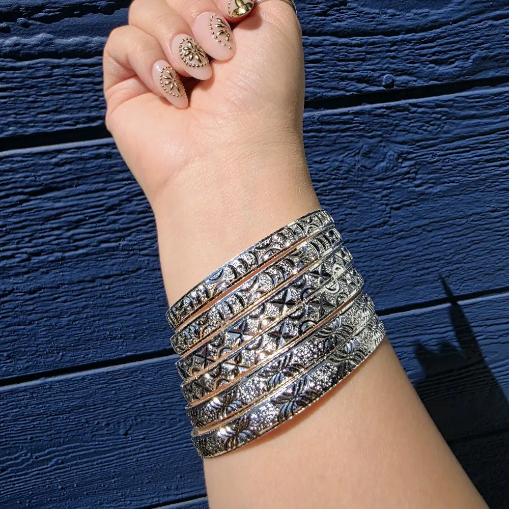 Silver-Tone 4-Piece Mixed Design Bangle Set, Size 5, Slide on bangle, 90s Nostalgia Jewelry