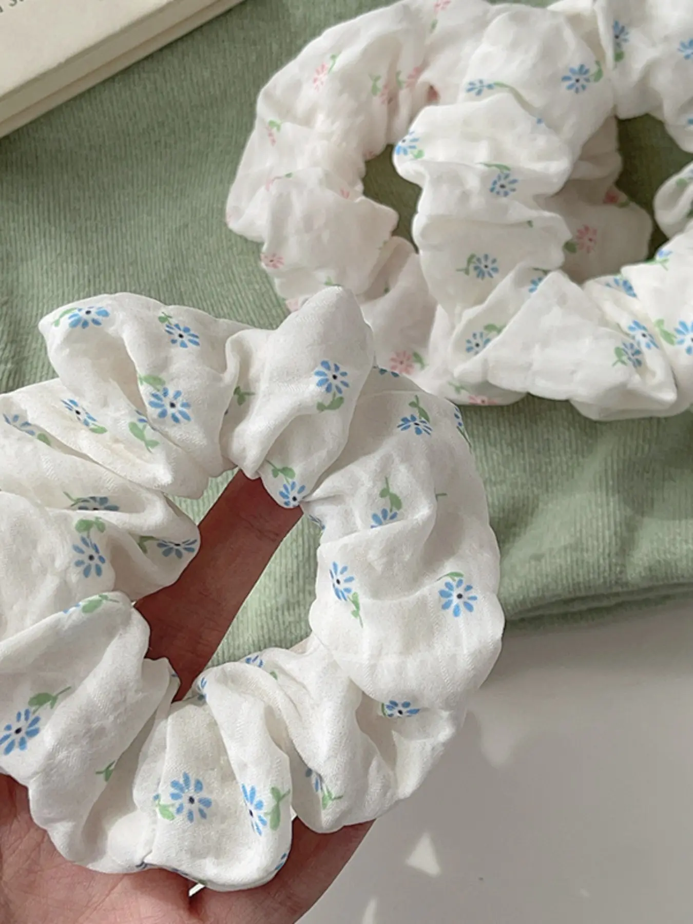 2026 New Korean Style Floral Pig Tail Hair Tie, Skin-Friendly High Elasticity College Wind Bun Headband, Hair Accessory