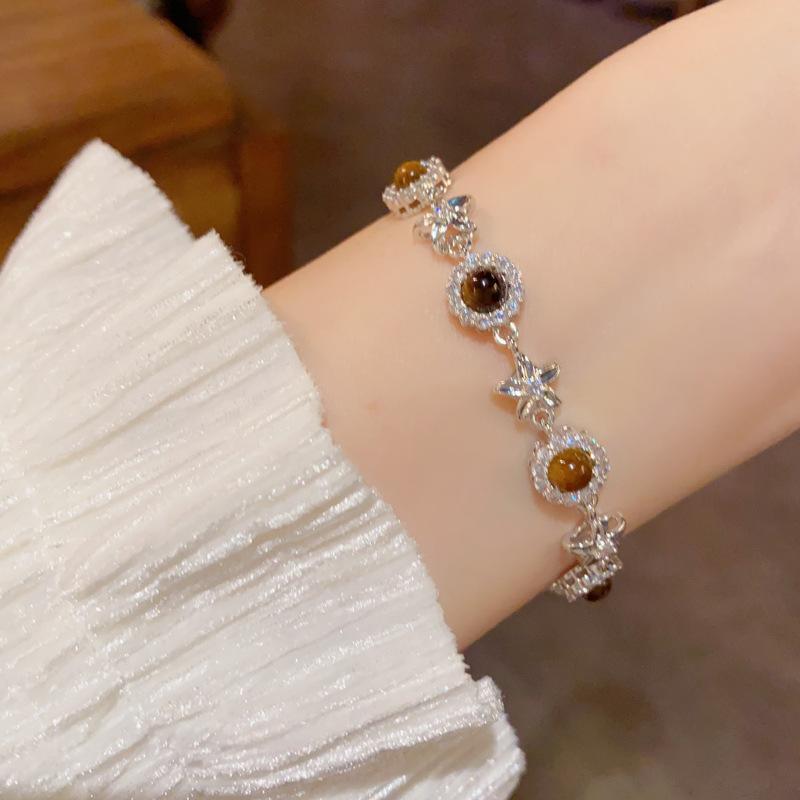 Vintage Zebra Tiger Eye Petal Bracelet for Women, Sparkling Zircon Inlay Luxury Dainty Wristband, Elegant Versatile Clavicle Chain Hand Jewelry Gift