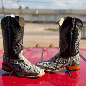 Python Clon Natural Tennessee