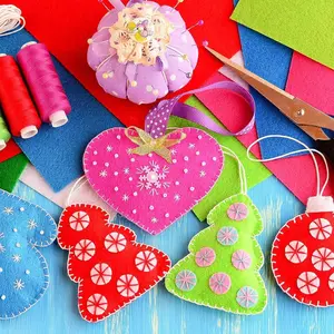 24 piece Valentine's Day red powder felt cloth set, soft and thick handmade felt material package, suitable for DIY handmade sewing and patchwork art projects