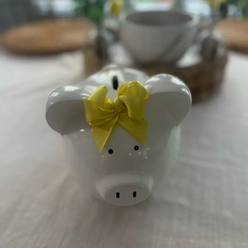Personalize Piggy Bank - Baseball Design with Custom Name - Fun & Unique Savings Solution for Sports Lovers - High-Quality Materials & Easy Access - Perfect Gift
