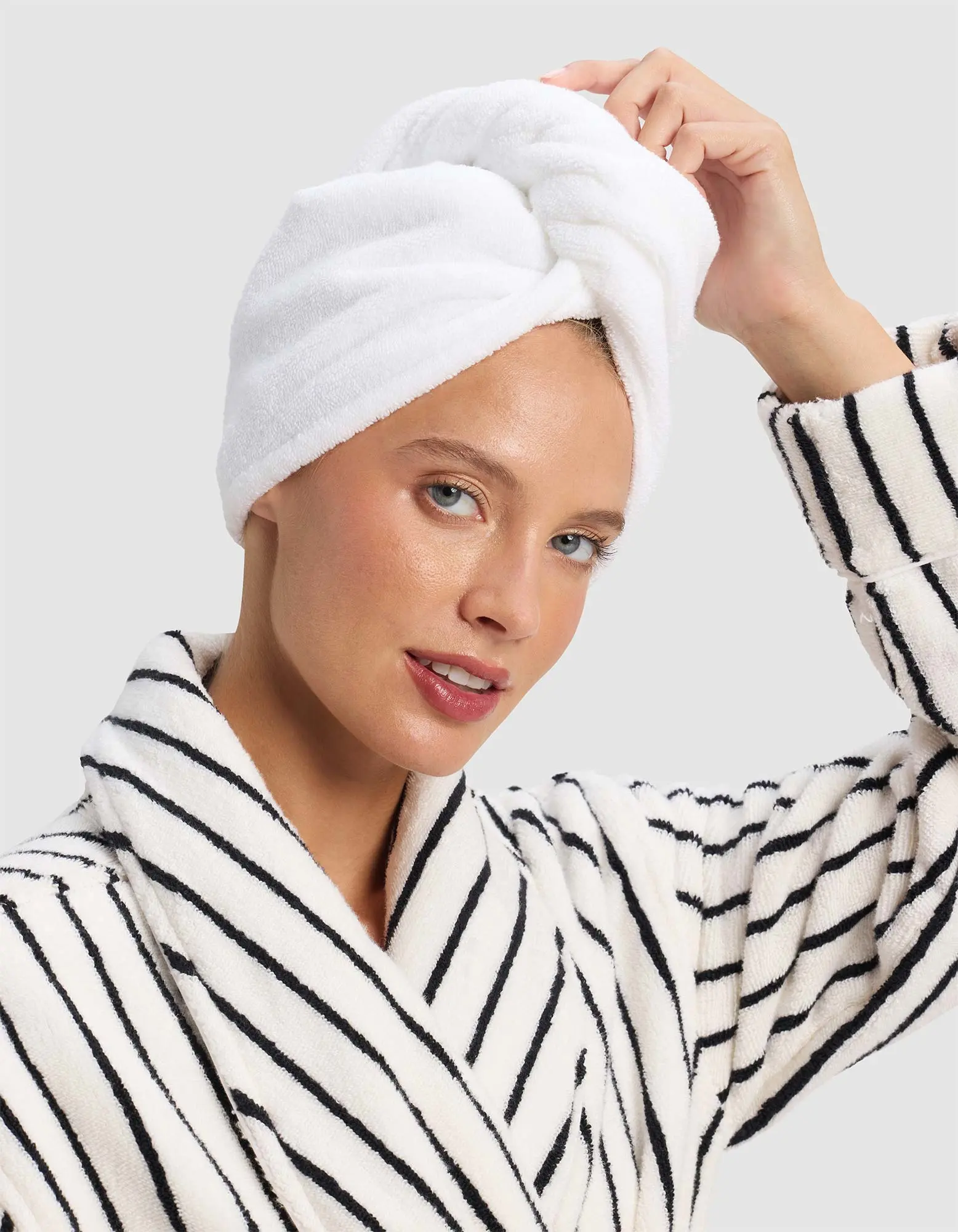 Cozy Earth Luxe Hair Towel | Ultra-Soft Bamboo Viscose Hair Wrap with Zero-Twist Technology Cozy Earth Luxe Hair Towel | Ultra-Soft Bamboo Viscose Hair Wrap with Zero-Twist Technology
