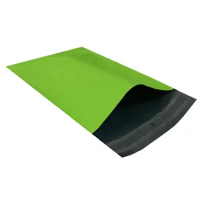 UOFFICE Green Poly Mailers 7.5" x 10.5" Pack of 100 Durable Self-Seal Envelopes for Efficient Shipping and Organization