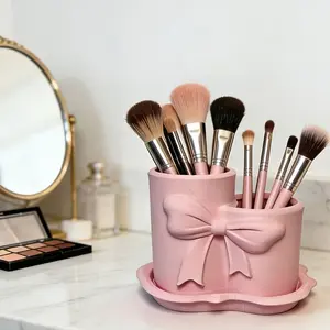 Butterfly Desktop Makeup Brush Organizer – Light Luxury Cosmetic Storage Bucket, Elegant Multi-Functional Decorative Box for Vanity, Bedroom & Office, Durable & Easy to Clean