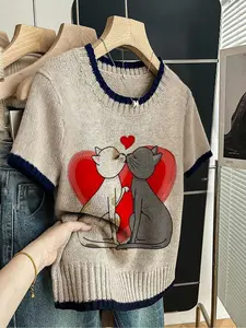 Cartoon Cat Print Round Neck Sweater for Women, Comfortable Short Sleeve Knit Top for Casual Wear All Seasons, Trendy Autumn Winter Fashion, Lightweight Knitwear, Knitted Clothes