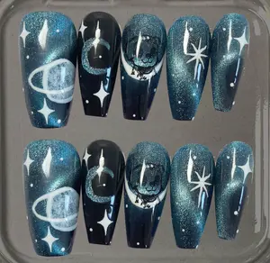 Stacey:HJ-Many Different Styles Of Nails