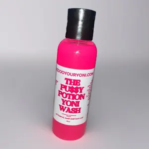 Mango Butter Yoni Wash 4oz Feminine Soap with boric acid Herbal Infused Comfort Cleansing feminine wash cute soap Skin Care Cleanser daily plant  based gel intimate area feminine care pH-Balanced hygiene feminine soap lady herbal blend