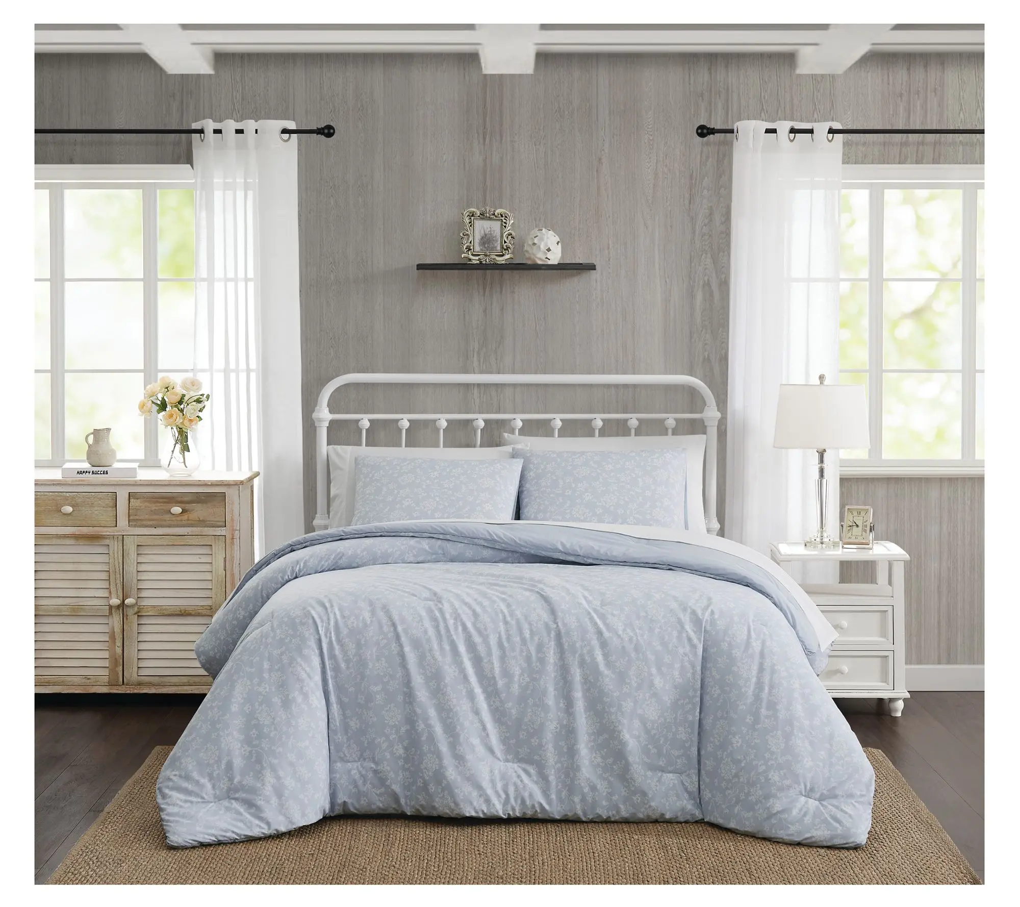 The Farmhouse by Rachel Ashwell Majesty Twin Coforter Set