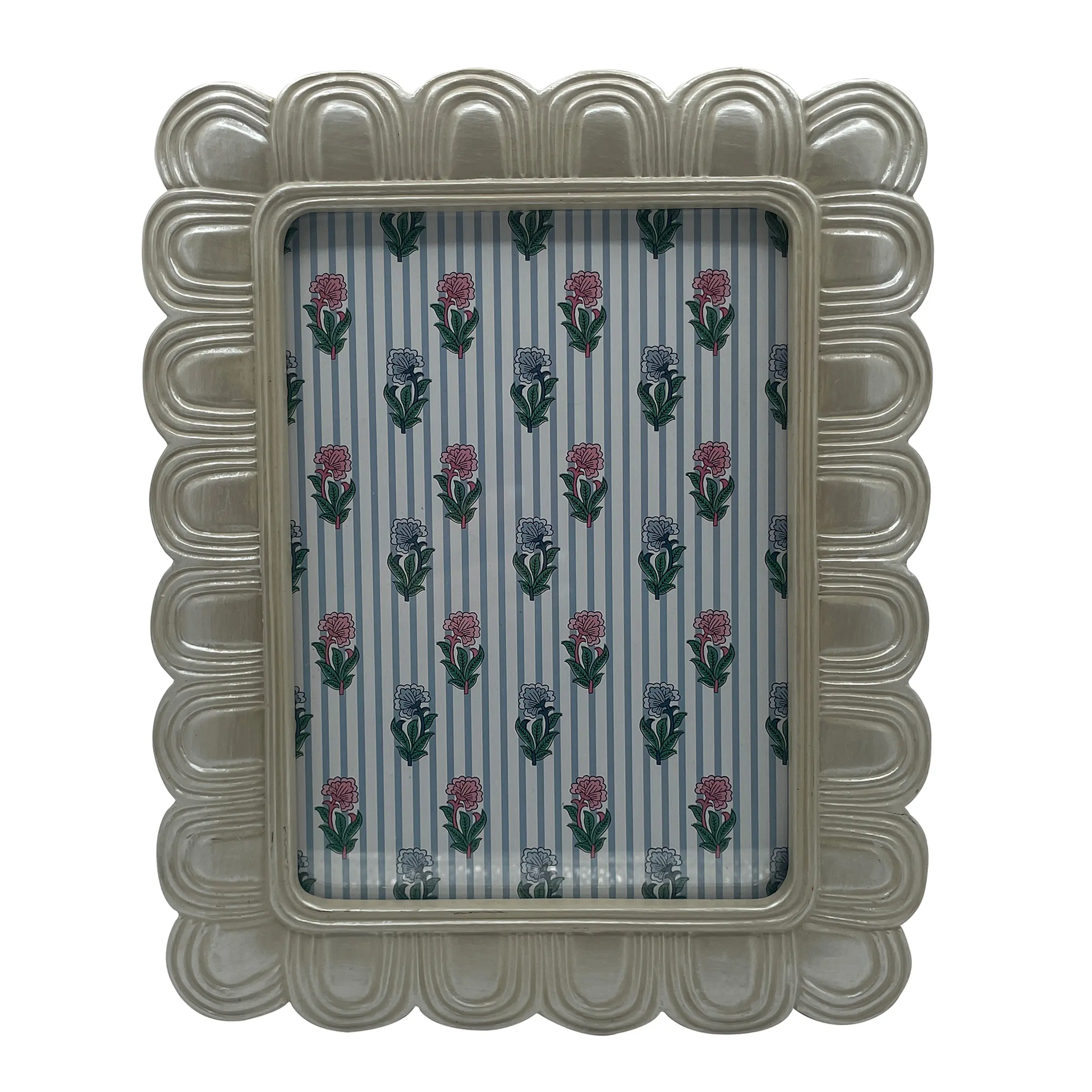 5x7 Gold Scalloped Picture Frame Border Decor