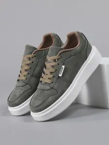 Women's Minimalist Thick Sole Training Shoes, Breathable Perforated Upper, Durable and Stylish, Ideal for Dating, Travel, Daily Commute, Campus, Streetwear