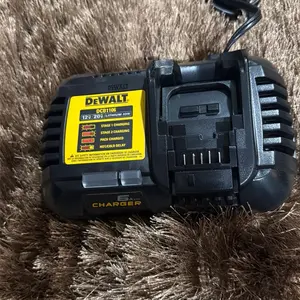 Cargador  Dewalt  Charger 6 12v 20v open box