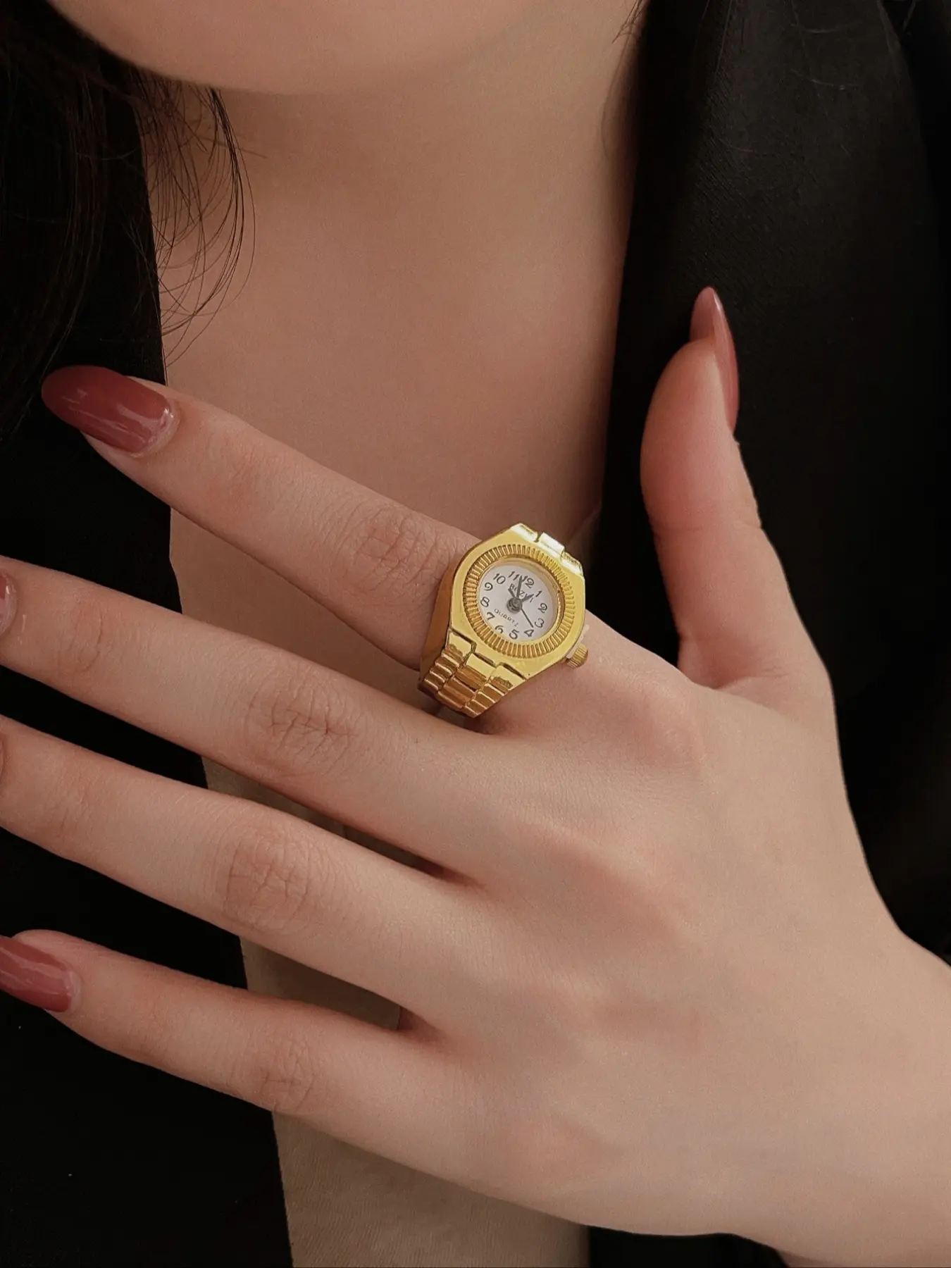 Fashion Quartz Analog Watch Design Ring for Women & Men, Beautiful Rings, Elegant Jewelry Accessory for Daily Wear, Stylish Gift Idea