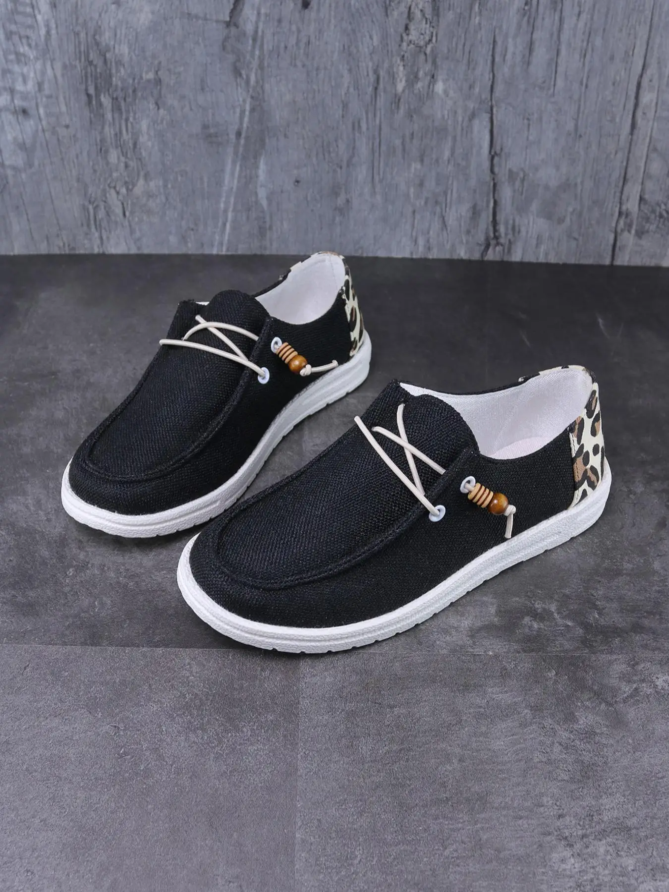 Women's Fashion Leopard Pattern Lace up Front Low Top Flat Shoes for School, 1 Pair Sporty Sneakers for Girl, Casual Comfortable Sports Running Shoes