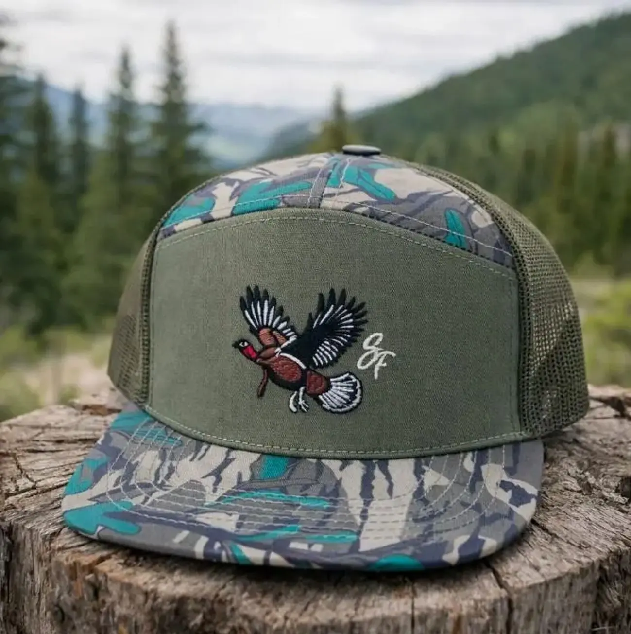 Southern Feth Hunting Trucker Hat Flying Pheasant Design Camouflage Mesh Cap for Outdoor Enthusiasts