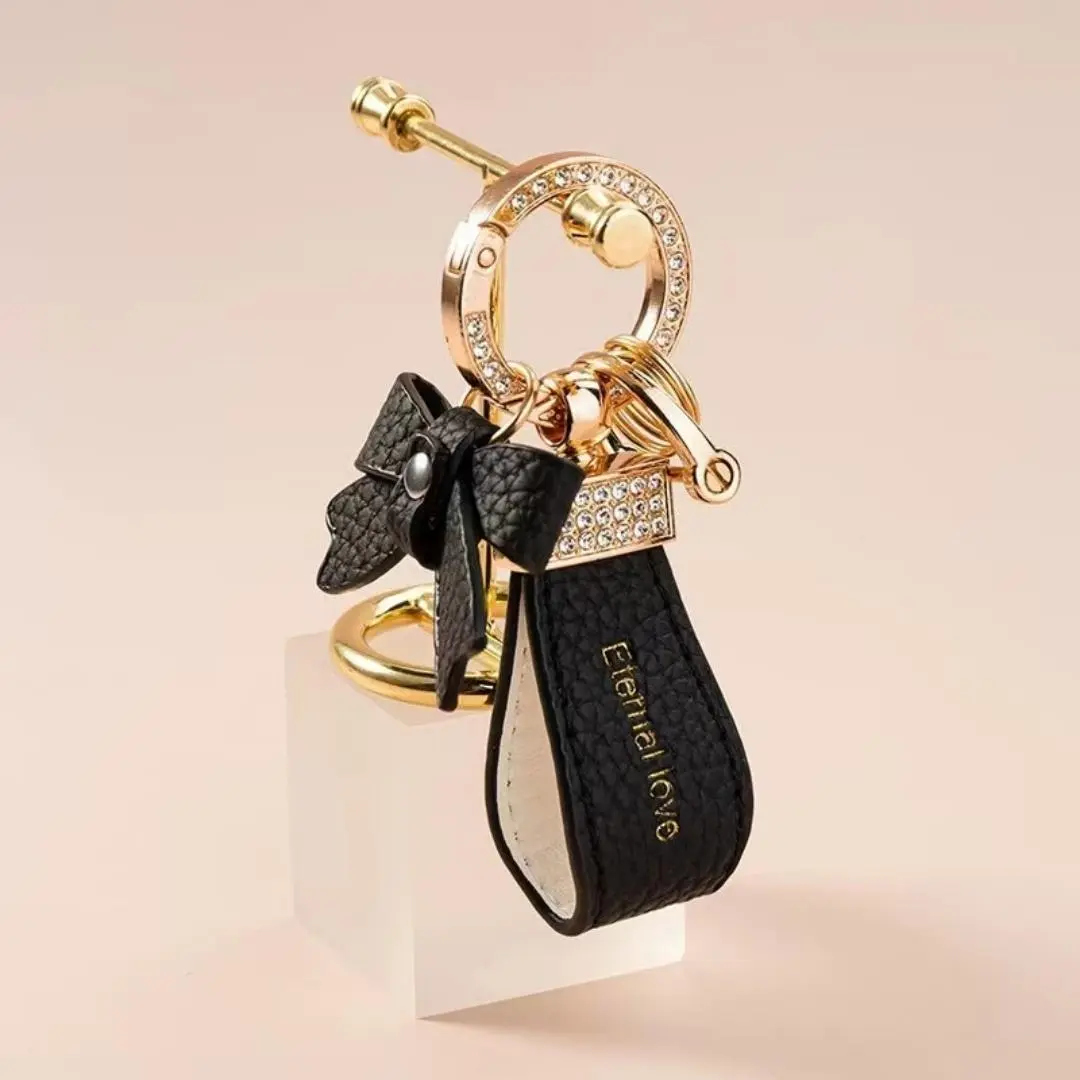 Keychain Bracelet, Creative Elegant Women's Car Chain Lock Ring, Book Bag Pendant, Butterfly Buckle, Car Key Cover