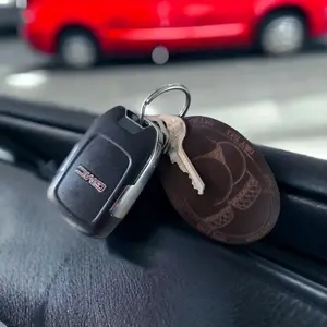 Customizable keychain