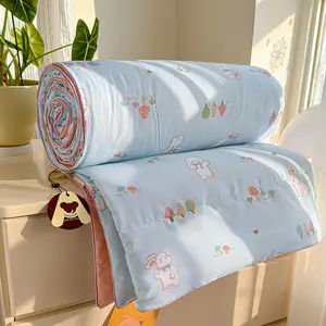 1pcs Mushroom Rabbit Print Summer Quilt—an ultra-soft, skin-friendly air-conditioning quilt perfect for use in summer bedrooms, offices, and living rooms. Enjoy a comfortable night’s sleep with this lightweight quilt.
