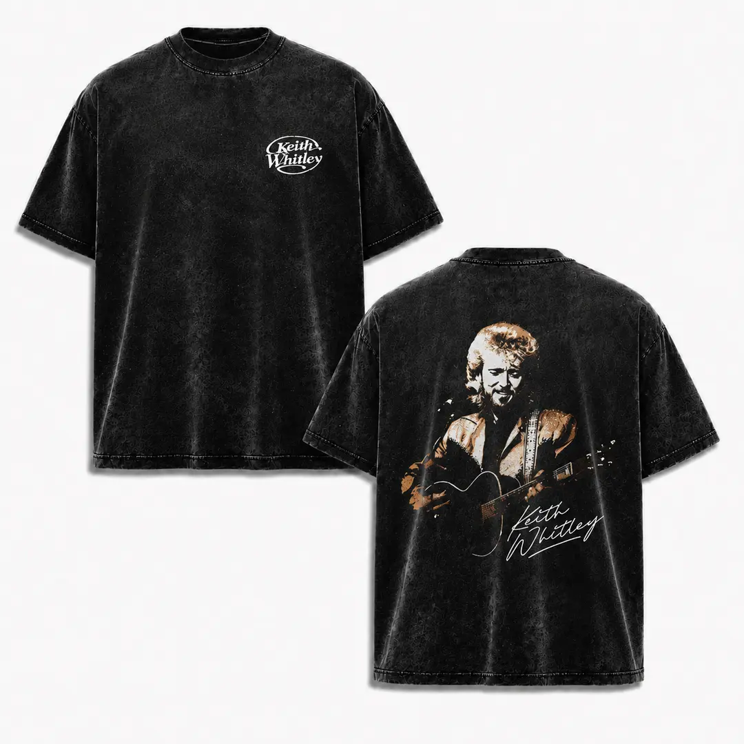 Country Guitar Singer Portrait Vintage Wash T-Shirt, Retro Western Music Graphic Tee in Black, Relaxed Oversized Unisex Casual Style for Men and Women