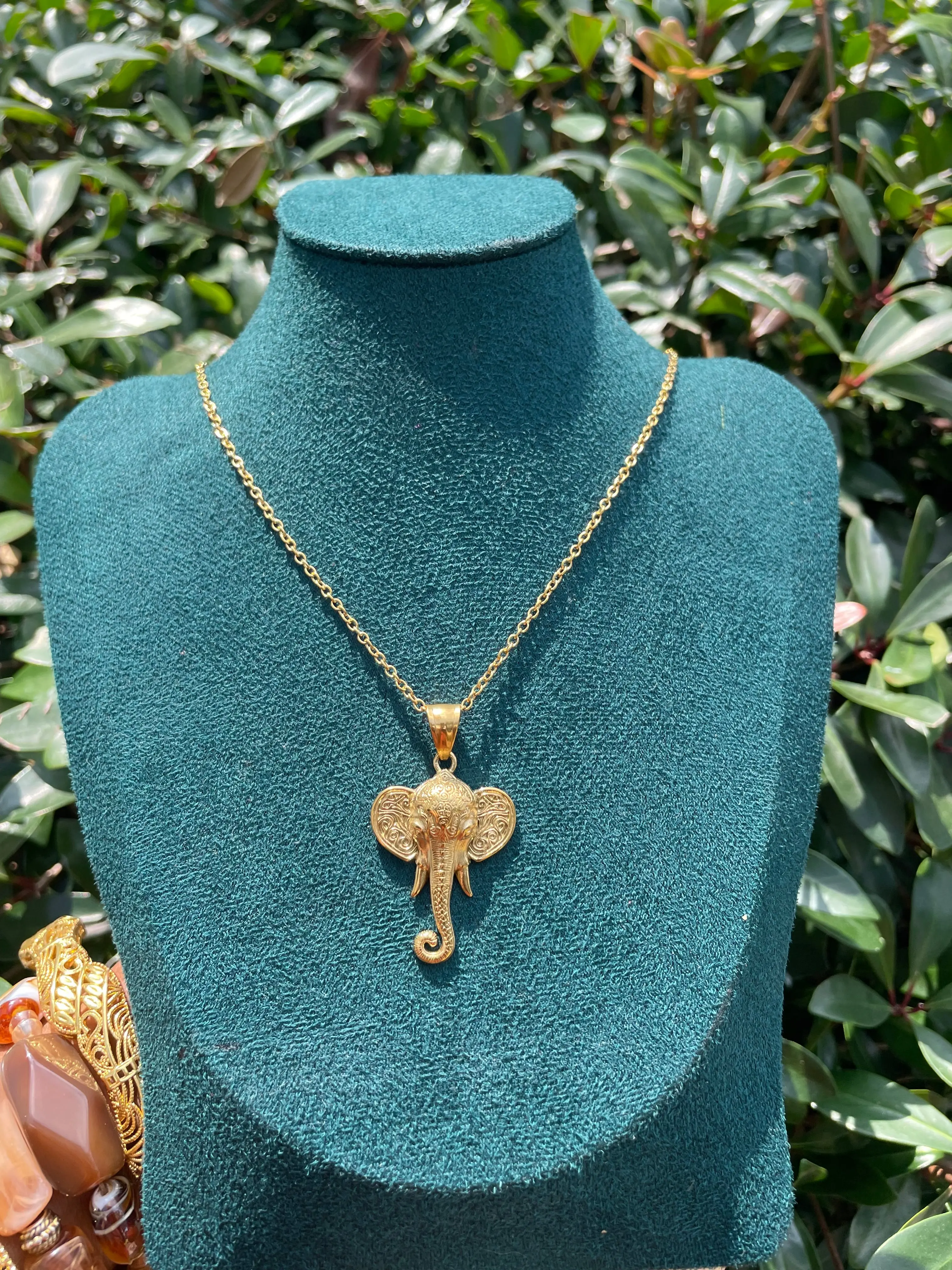 golden elephant necklace ✨ golden elephant necklace ✨