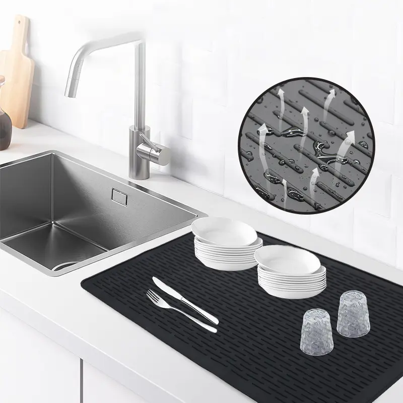 Multifunctional kitchen sink faucet mat, silicone foldable splash guard, drainage mat