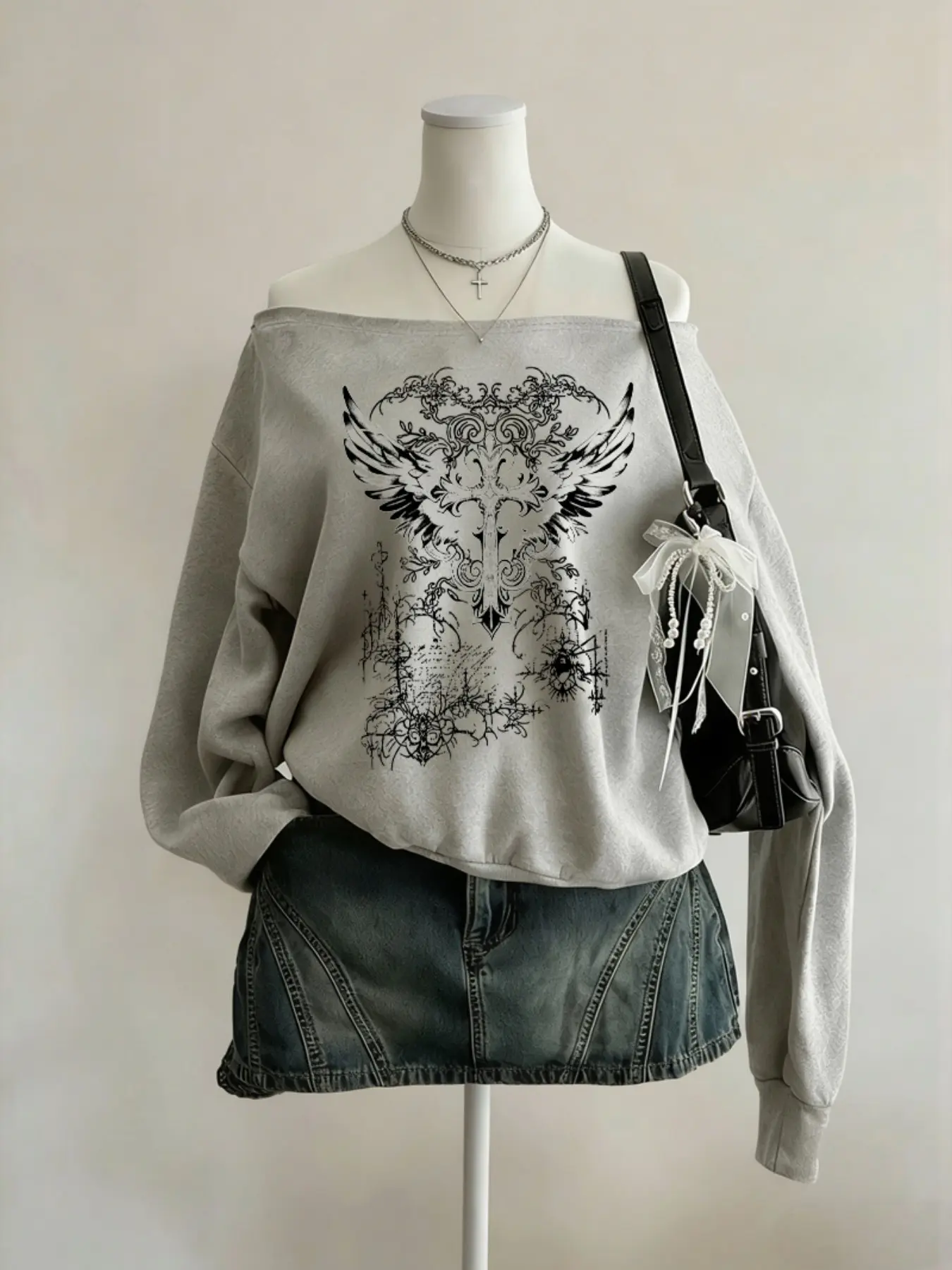 Women's Asymmetrical Shoulder Long Sleeve Crop Top Sweatshirt, Casual Comfortable Geometric Print, Loose-Fitting Cross Wings Design, All Seasons Essential, Womenswear
