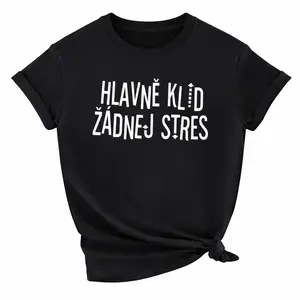 Women's Slovak "Mainly No Stress" Print T-Shirt - Short Sleeve Crew Neck Top with Slovak Phrase "Úzbeky Suď Sám, Nie Stresem" for Spring Summer Casual Wear, Relaxed Fit & Stress, Machine Washable Slovakian Language Tee