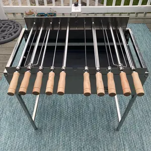 Churrasqueira Giratória De Aço Com 10 Espetos, Rotisserie Grill with 10 skewers