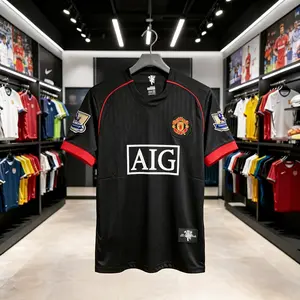 7# Ronaldo 07 08 Away Short Sleeve Shirt Retro Soccer Jersey Black Fans Version