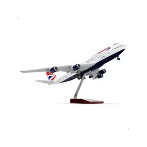 Boeing 747 airplane model, Great Britain, 1/160 scale, with stand
