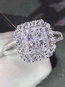 Elegant Cubic Zirconia Ring – Romantic Gift for Girlfriend