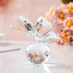 1-Count Transparent Artificial Crystal Glass Butterfly Ornament - Art Deco Home Decor Accent, Valentine's Day Holiday Decor, No Battery Required, Suitable for 24 Months and Up, Butterflies