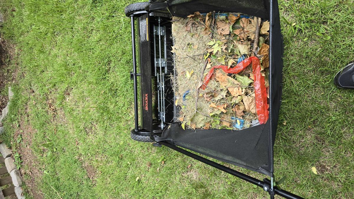 Item: Hand Push - 26 inch