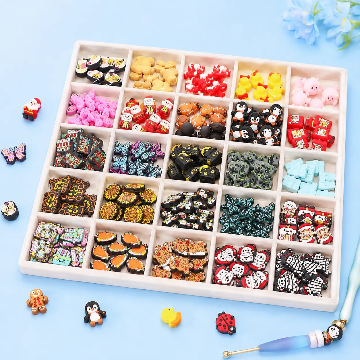 50pcs Random Cartoon 2D-3D Silicone Focals with Mix Beads for DIY Craft Charms & Pendants